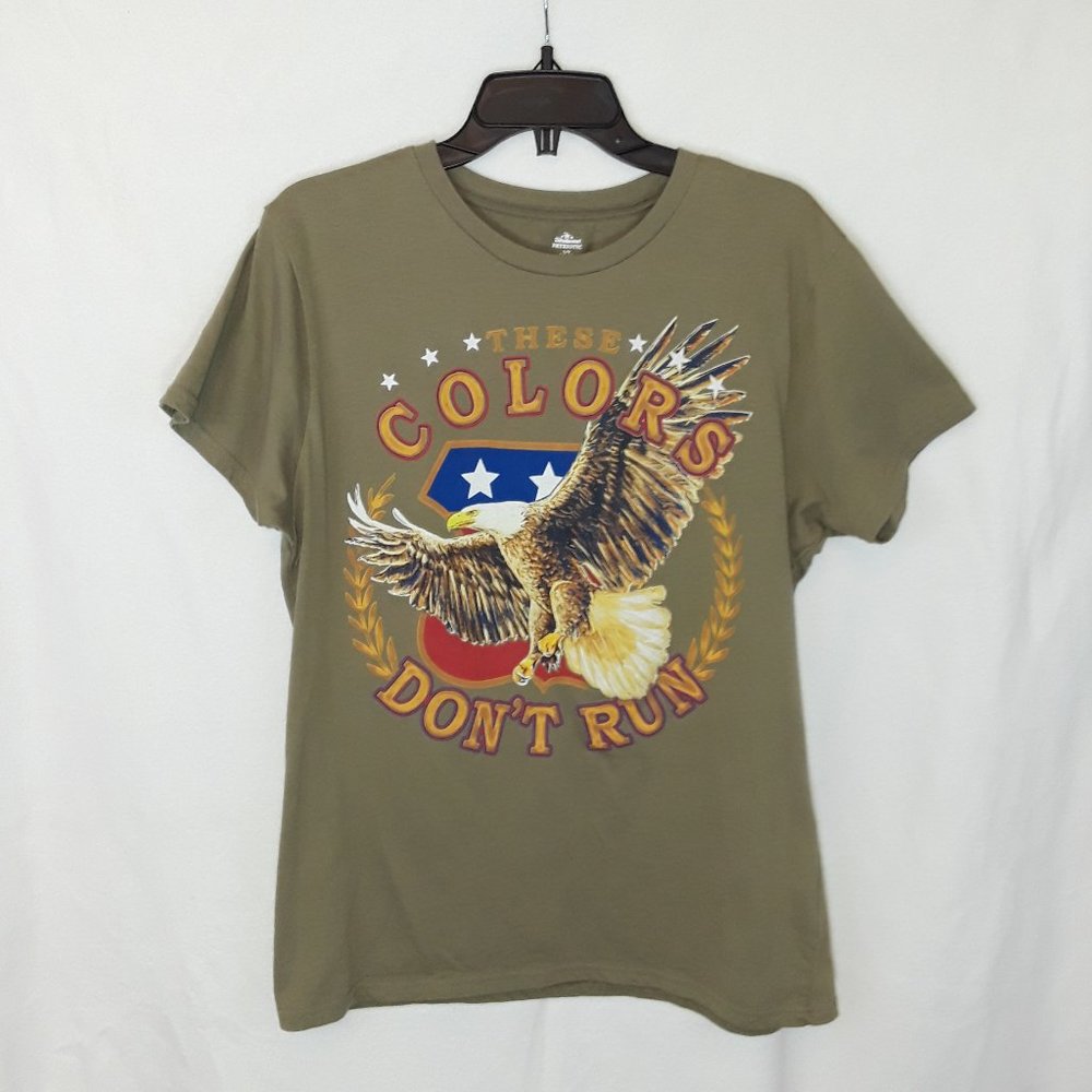 Celebrate Olive Tan Printed Patriotic Eagle Graphic T-shirt L